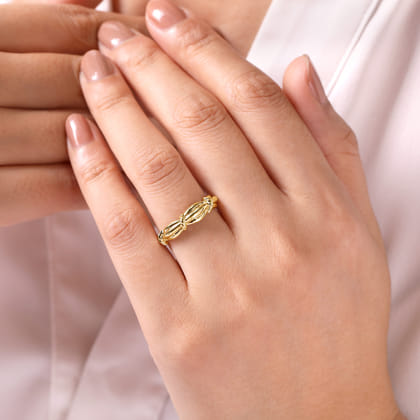 14K Yellow Gold Ring with Twisted Rope Stations