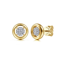 14K Yellow Gold Round Diamond Pavé Center Stud Earrings