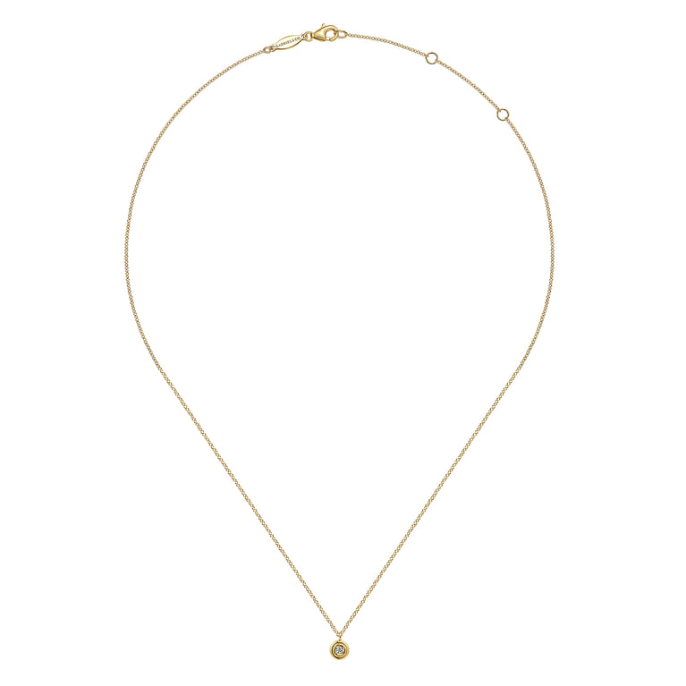14K Yellow Gold Round Diamond Pendant Necklace - 0.04 ct - Shot 2