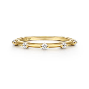 14K Yellow Gold Round Diamond Station Anniversary Band