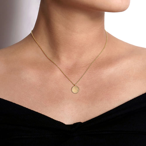 14K Yellow Gold Round Pendant Necklace with Bujukan Bead Frame - Shot 4