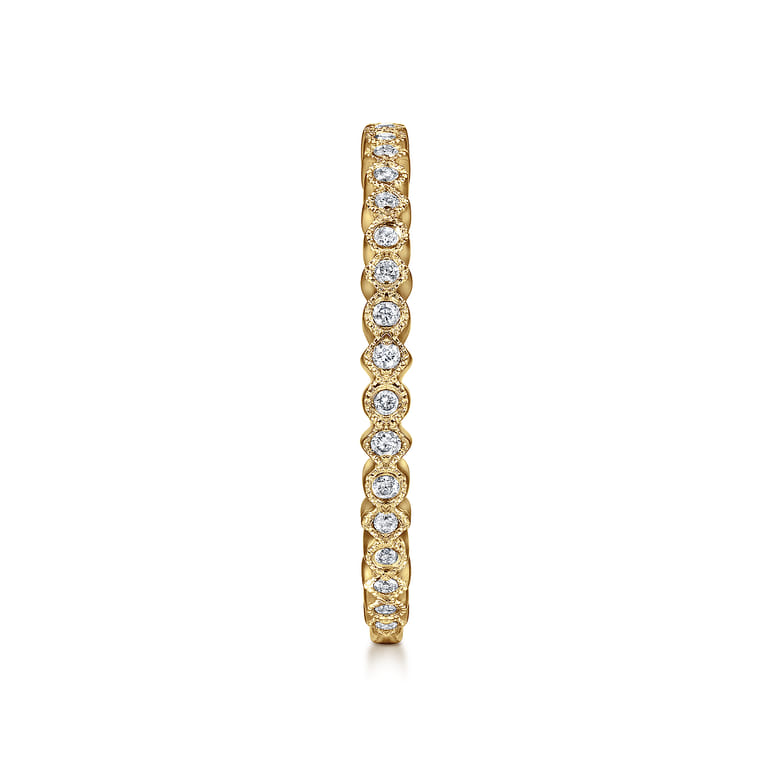 14K Yellow Gold Scalloped Diamond Stackable Ring - 0.1 ct - Shot 4