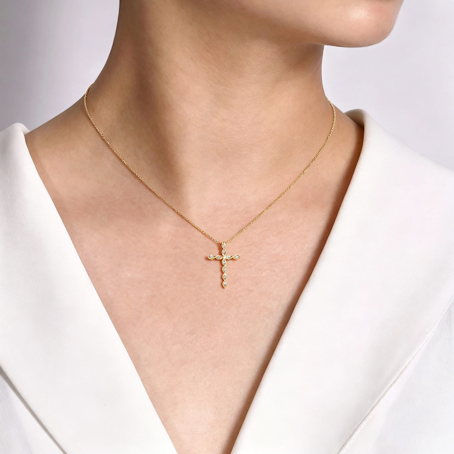 14K Yellow Gold Segmented Diamond Cross Necklace - 0.15 ct - Shot 3