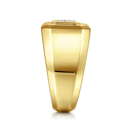 14K Yellow Gold Signet Ring with Princess Cut Diamonds
