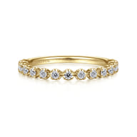 14K Yellow Gold Single Prong Diamond Band