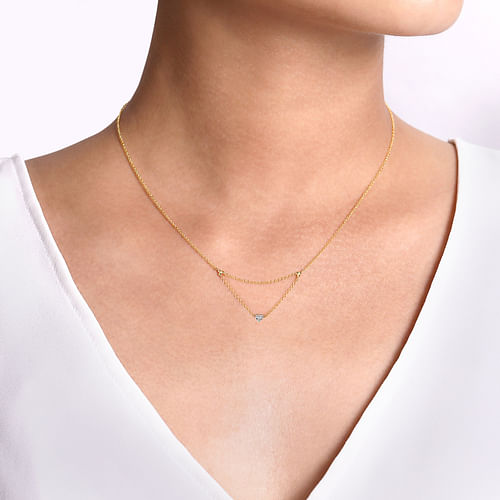14K Yellow Gold Triangular Chain Necklace with Pave Diamond Heart - 0.03 ct - Shot 3