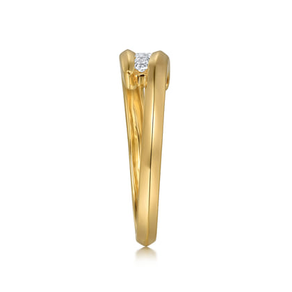 14K Yellow Gold White Sapphire Ladies Ring