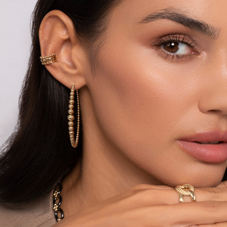 14K Yellow Gold Wide Bujukan Single Earcuff - Shot 3