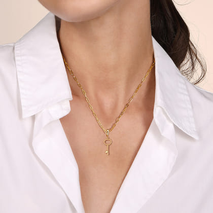14K Yellow Plain Gold Bujukan Key Charm Pendant with Detachable Bail