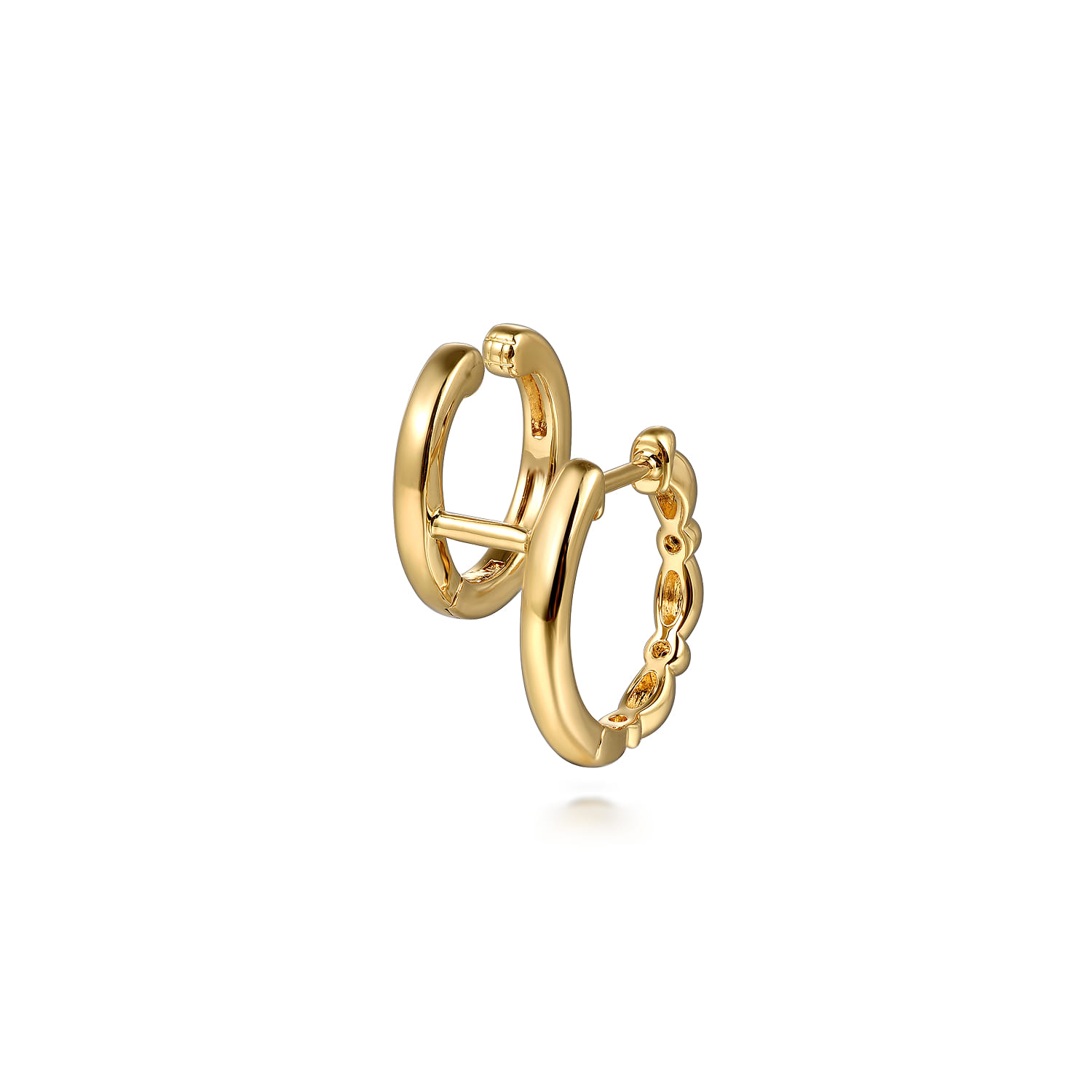 14K Yellow Plain Gold Bujukan Stuggies Earrings - Shot 3