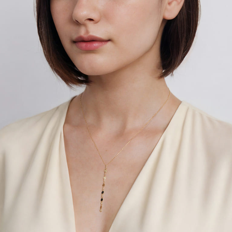 14K Yellow Plain Gold Vertical Bar Necklace - Shot 4