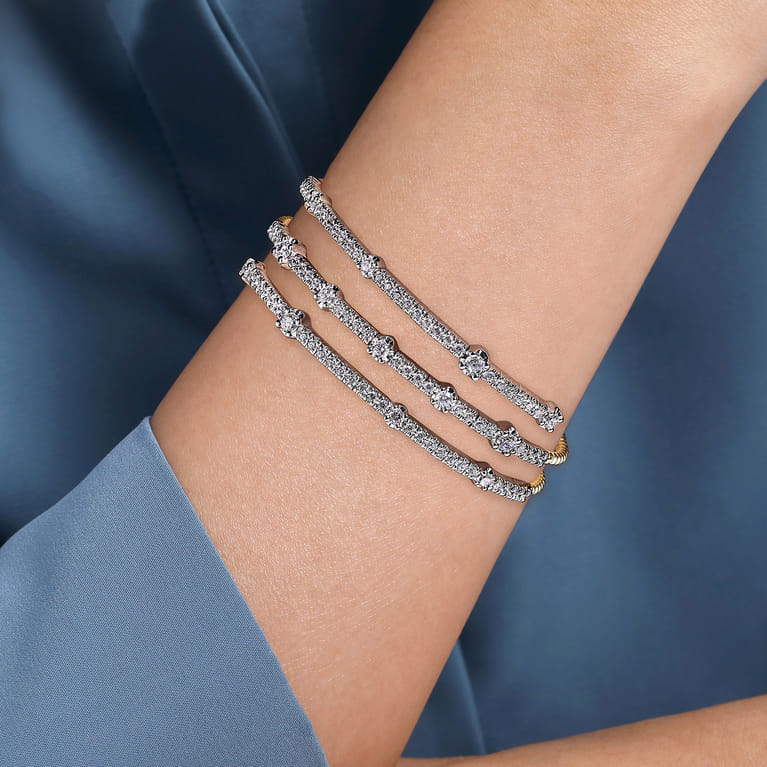 14K Yellow  White Gold Bujukan Diamond Bangle - 2.25 ct - Shot 4