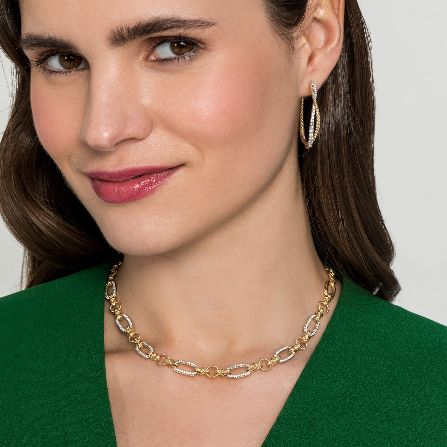 14K Yellow-White Gold Oval Chain Twisted Rope Link Necklace with Diamond Pave - 0.75 ct - Shot 4