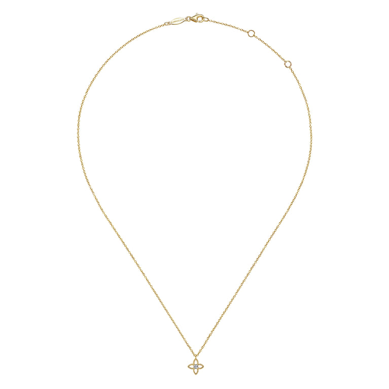 14K Yellow-White Gold Twisted Rope Clover Pendant Necklace with Diamond Center - 0.01 ct - Shot 2