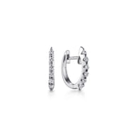 14k White Gold 15mm Slim Scalloped Diamond Huggie Earrings