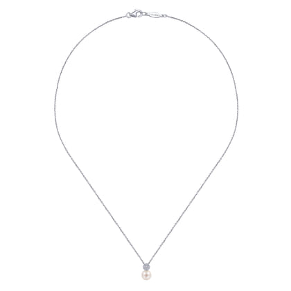 18 inch 14K White Gold Cultured Pearl and Diamond Pave Pendant Necklace