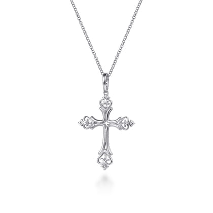 18 inch 14K White Gold Diamond Cross Pendant Necklace