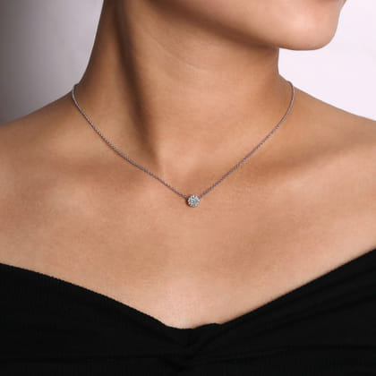 18 inch 14K White Gold Round Diamond Cluster Pendant Necklace