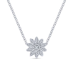 18 inch 925 Sterling Silver Round Floral White Sapphire Pendant Necklace