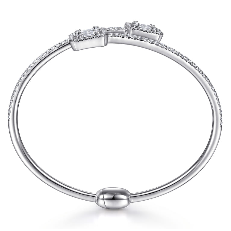 18K White Gold Bypass Bangle with Baguette and Round Diamonds - 2.05 ct - Shot 3