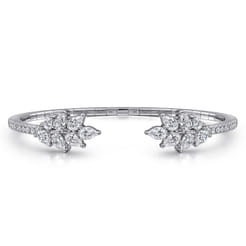 18K White Gold Diamond Bangle