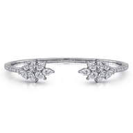 18K White Gold Diamond Bangle
