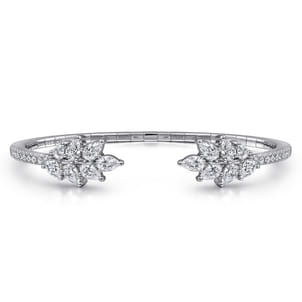 18K White Gold Diamond Bangle
