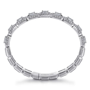 18K White Gold Diamond Bangle