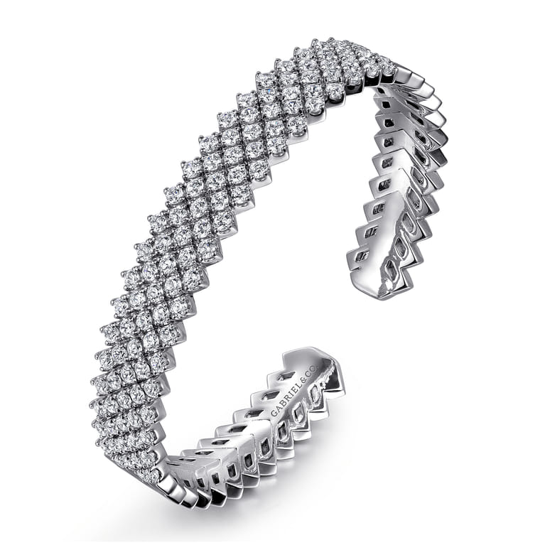 18K White Gold Diamond Bangle - 4.08 ct - Shot 2