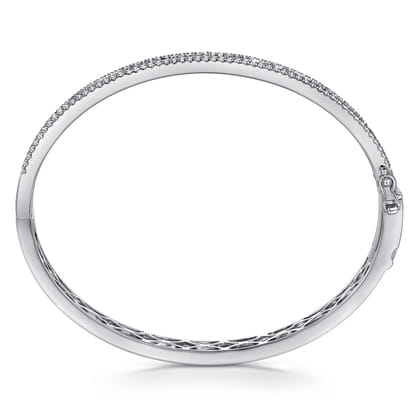 18K White Gold Diamond Bangle