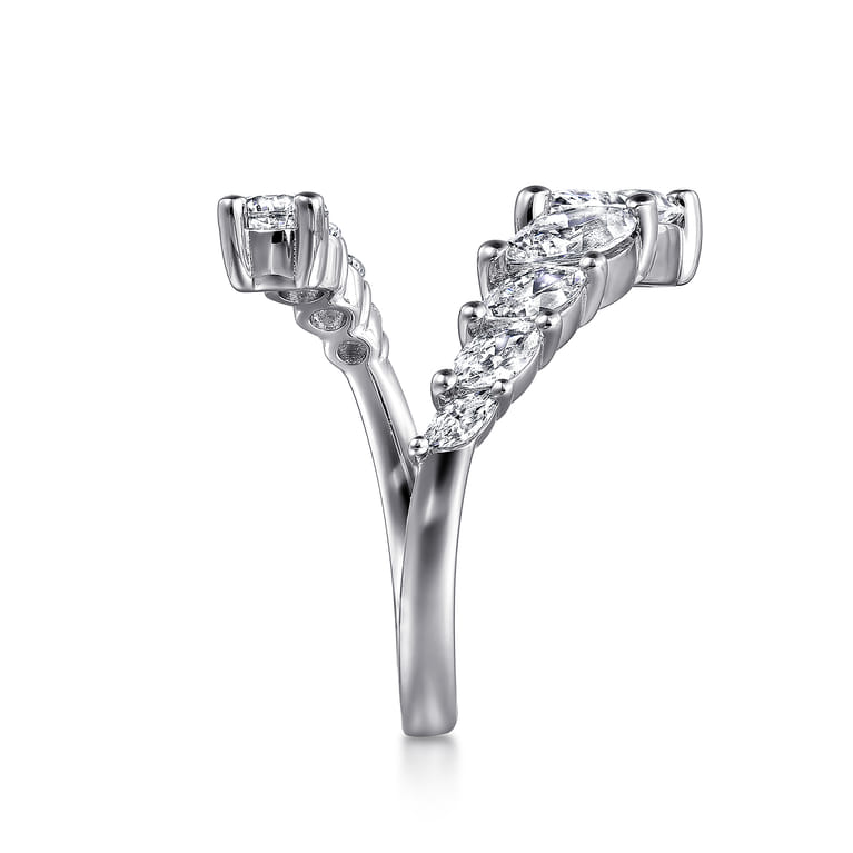 18K White Gold Diamond Bypass Ring - 1.5 ct - Shot 4