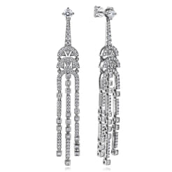 18K White Gold Diamond Chandelier Earrings 