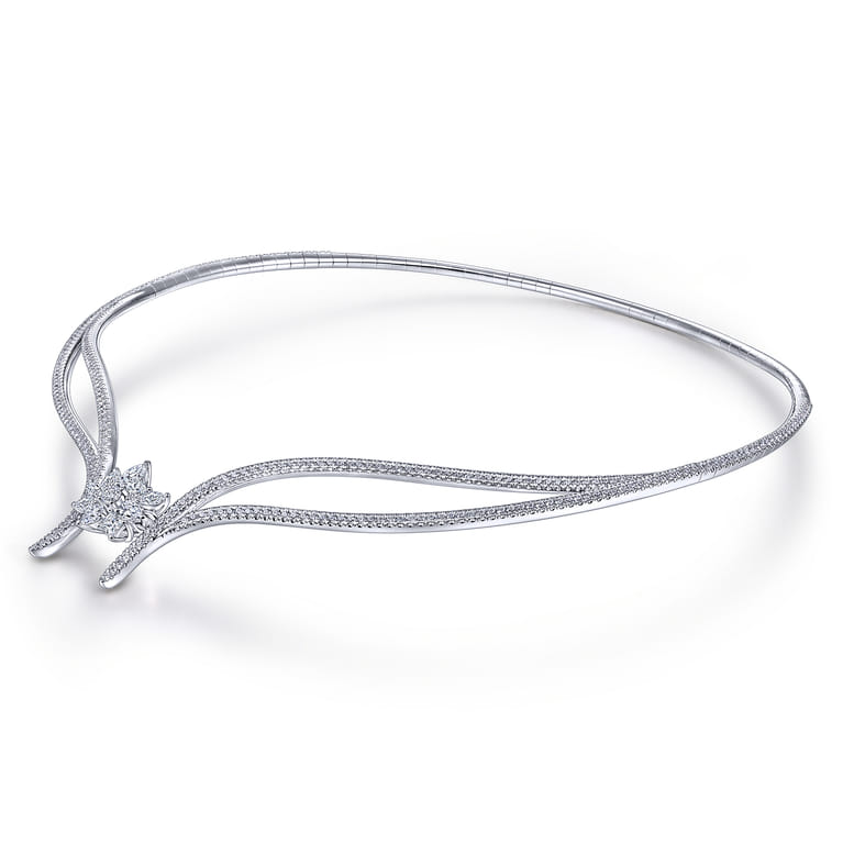18K White Gold Diamond Choker Necklace with Floral Center - 4.67 ct - Shot 2