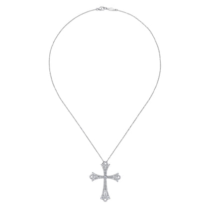 18K White Gold Diamond Cross Pendant Necklace
