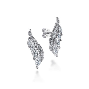 18K White Gold Diamond Earrings
