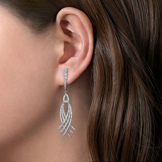 18K-White-Gold-Diamond-Interlocking-Statement-Earrings2
