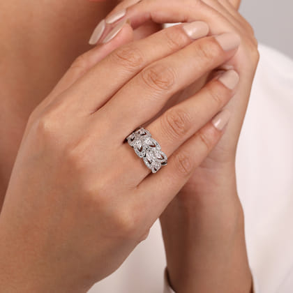 18K White Gold Diamond Marquise Pattern Wide Band Ring