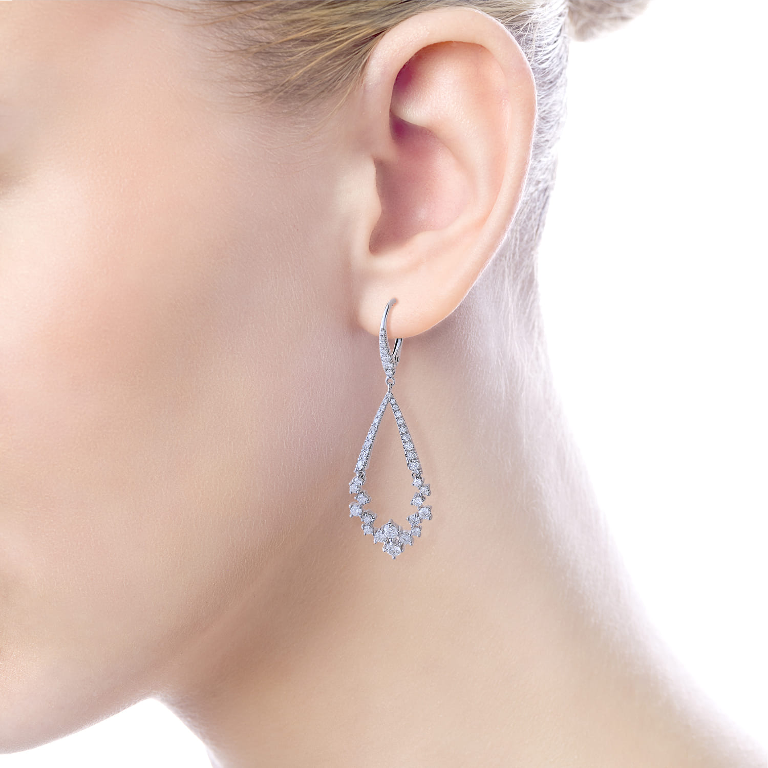 18K White Gold Diamond Teardrop Leverback Earrings - 1.55 ct - Shot 3
