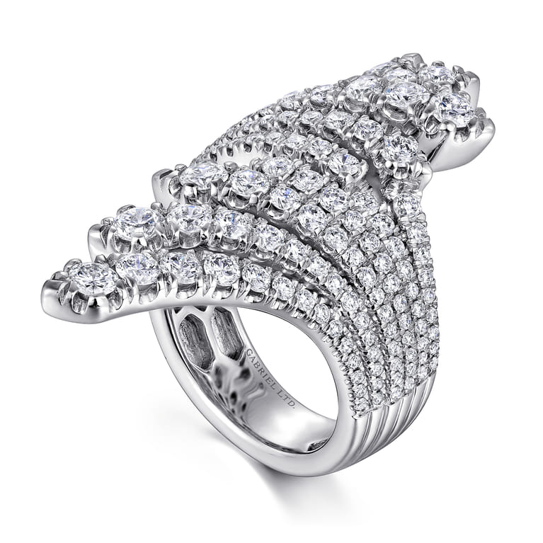 18K White Gold Dramatic Wide Band Diamond Fan Ring - 2.38 ct - Shot 3