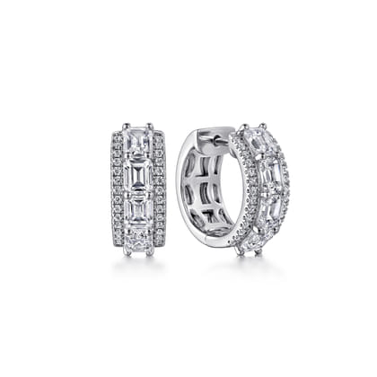 18K White Gold Emerald Cut And Round Diamond Earrings