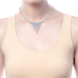 18K White Gold Graduating Diamond Bar Statement Necklace