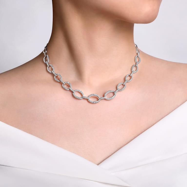 18K White Gold Graduating Oval Link Diamond Necklace - 2.98 ct - Shot 3