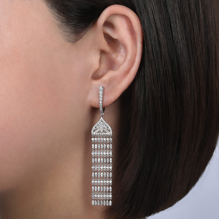 18K White Gold Long Diamond Chandelier Earrings - 3 ct - Shot 2