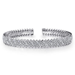 18K White Gold Round and Baguette Diamond Bangle Bracelet