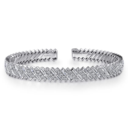 18K White Gold Round and Baguette Diamond Bangle Bracelet