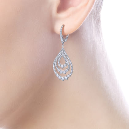 18K White Gold Triple Teardrop Diamond Drop Earrings