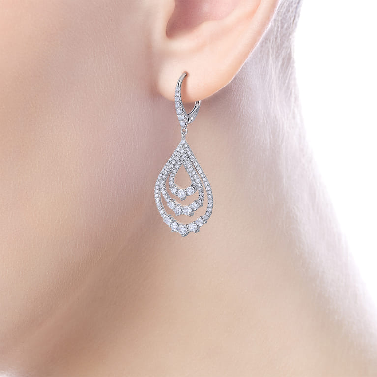 18K White Gold Triple Teardrop Diamond Drop Earrings - 1.4 ct - Shot 3