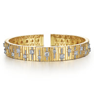 18K Yellow Gold Contemporary Diamond Station Bangle
