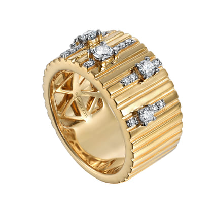 18K Yellow Gold Contemporary Diamond Station Wide Band Ring