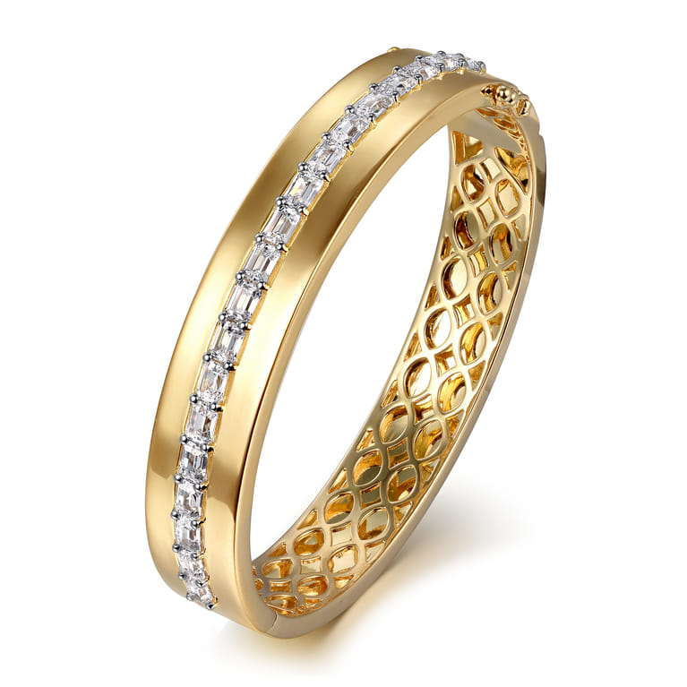 18K Yellow Gold Diamond Bangle - 4.75 ct - Shot 2